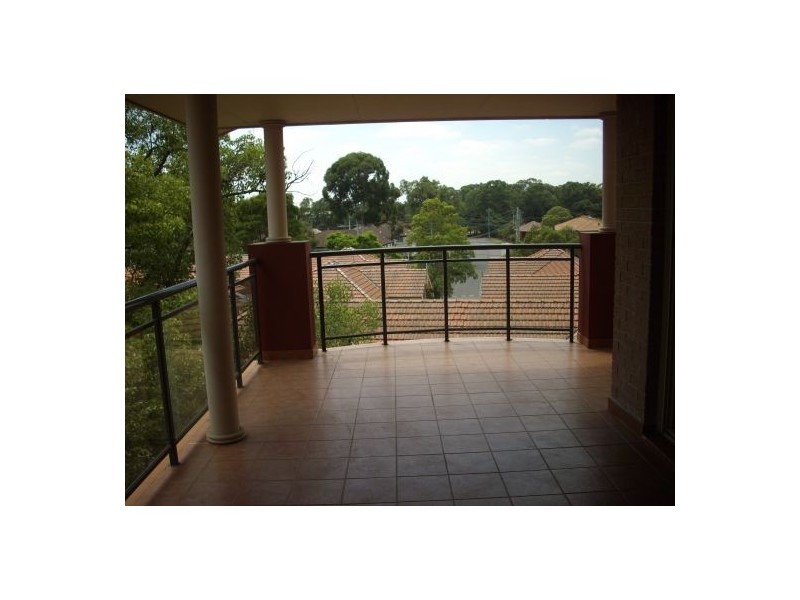 Fairfield NSW 2165