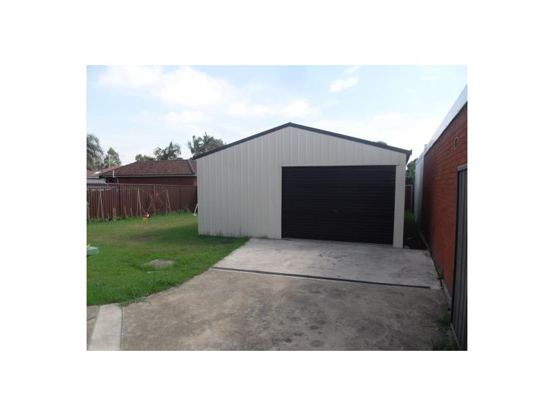 Fairfield East NSW 2165