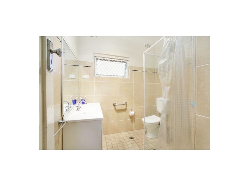 45 Station Street, Fairfield NSW 2165