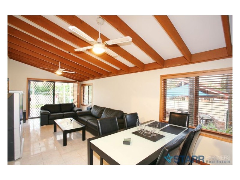 Edensor Park NSW 2176