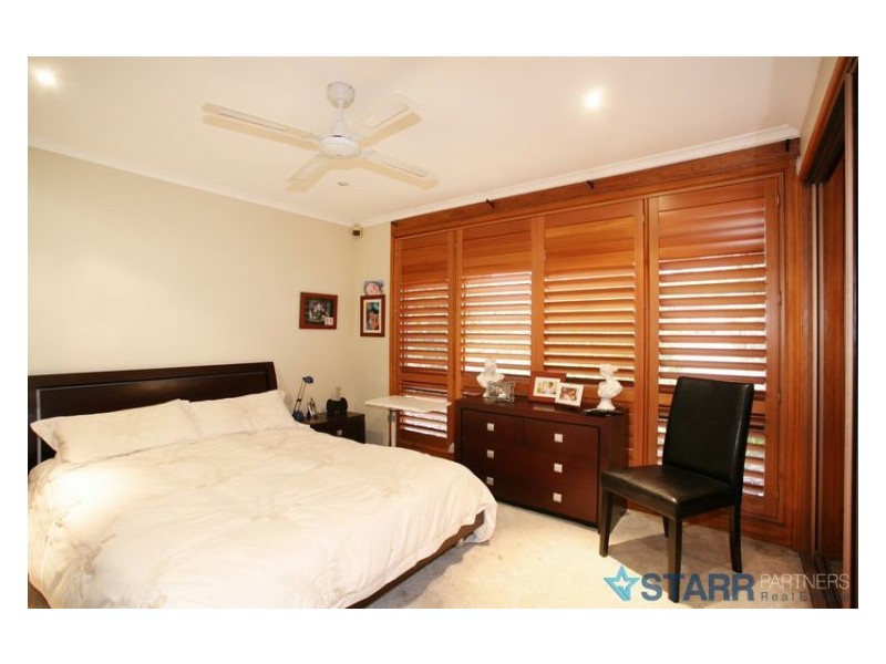 Edensor Park NSW 2176