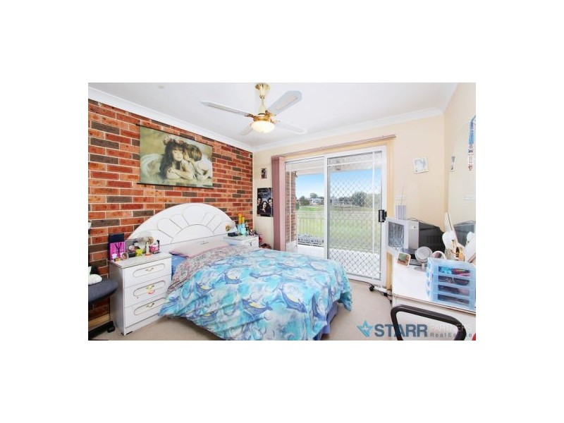 Edensor Park NSW 2176