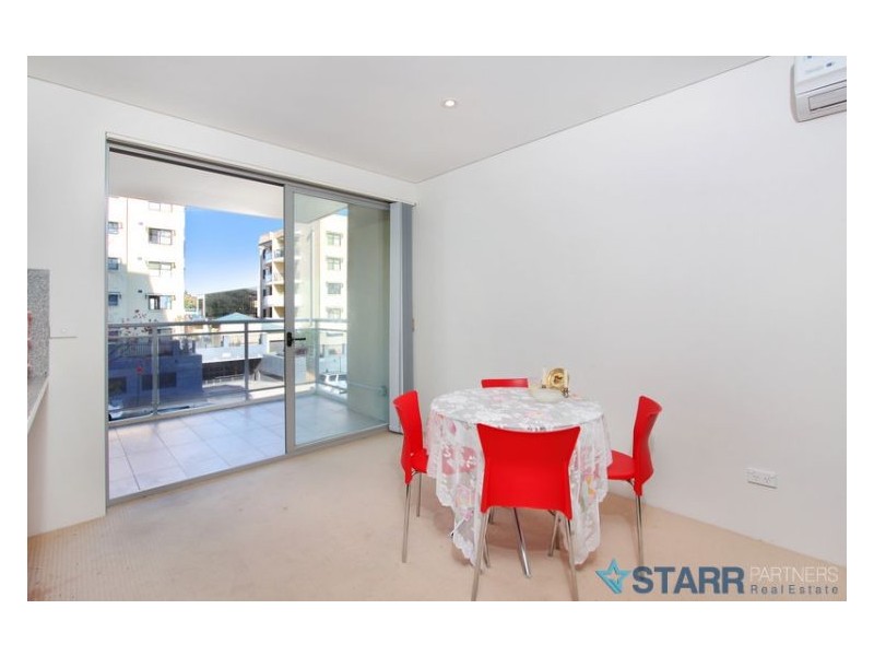 8/49 Lachlan Street, Liverpool NSW 2170