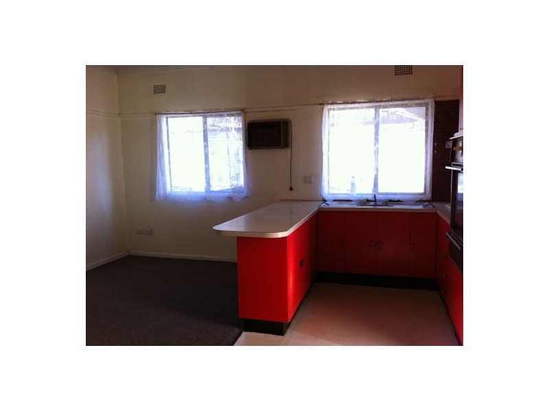 2/141 Wentworthville Street, Wentworthville NSW 2145