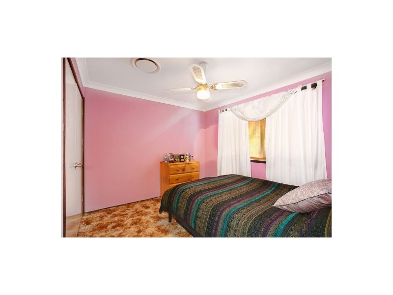 Greenfield Park NSW 2176