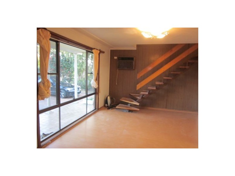 Fairfield West NSW 2165