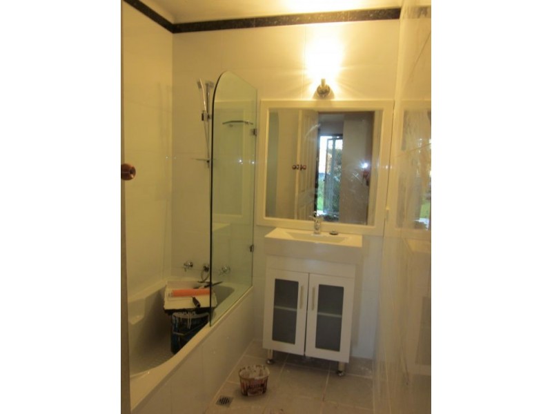 Fairfield West NSW 2165