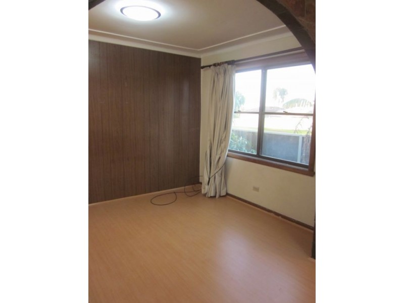 Fairfield West NSW 2165