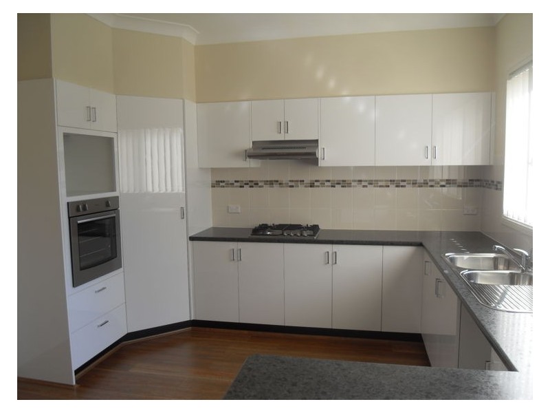 39 Willowbank Crescent, Canley Vale NSW 2166