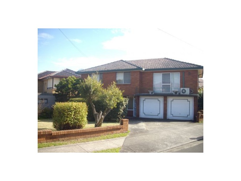 15 Basildon Road, Canley Heights NSW 2166
