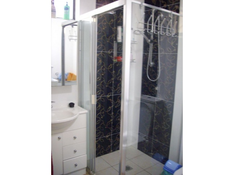 4 Macarthur Street, Fairfield East NSW 2165