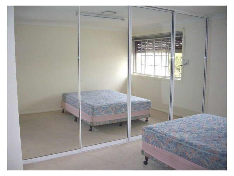 Bossley Park NSW 2176