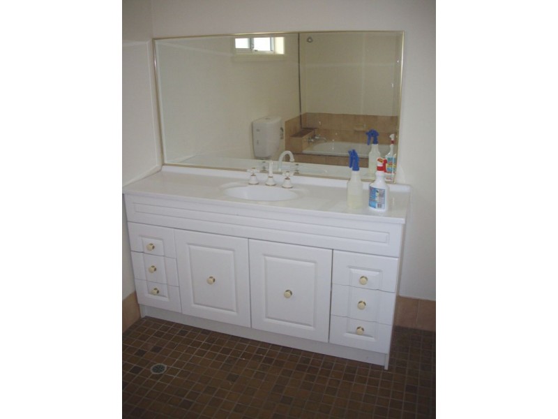 5. Lozano Place, Bossley Park NSW 2176