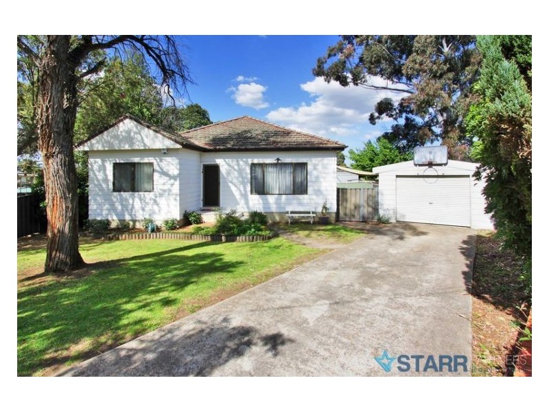 7 Tonga Crescent, Smithfield NSW 2164