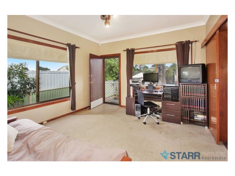 7 Tonga Crescent, Smithfield NSW 2164