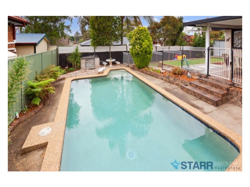 18 Anembo Street, Bradbury NSW 2560