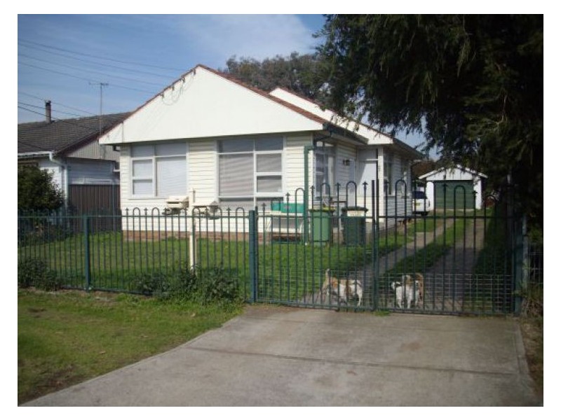 62B Chifley Street, Smithfield NSW 2164