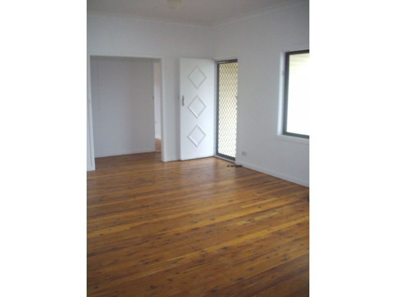 10 Canobolas Street, Fairfield West NSW 2165