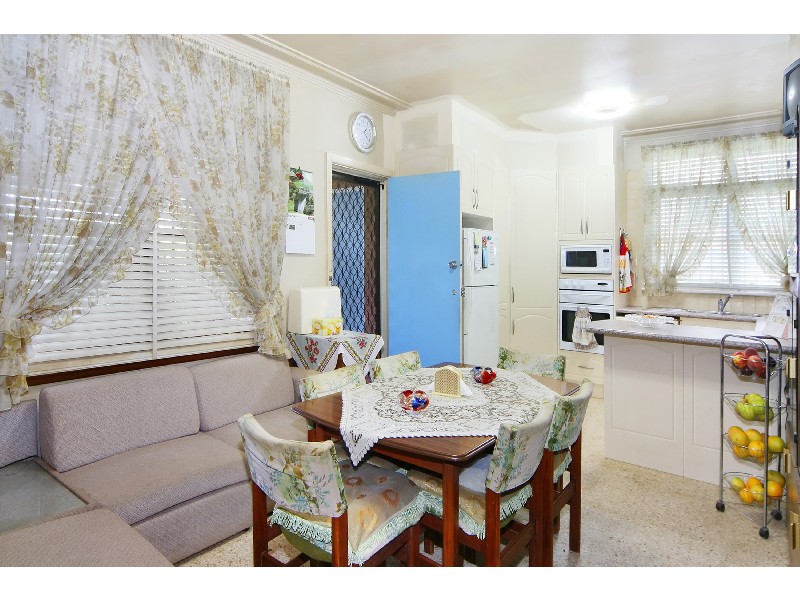 50 Bodalla St, Fairfield Heights NSW 2165