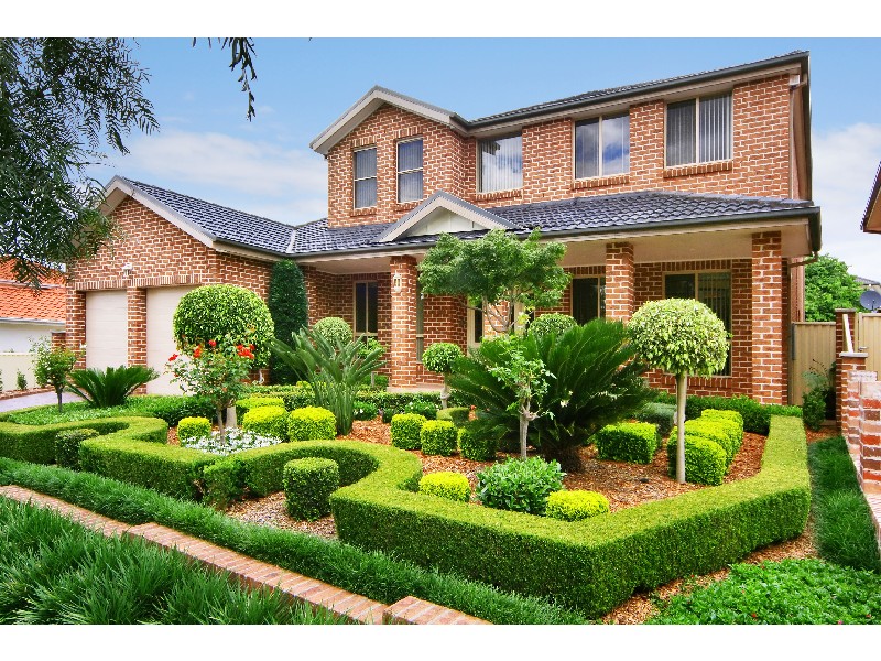 28 Garrison Street, Bossley Park NSW 2176
