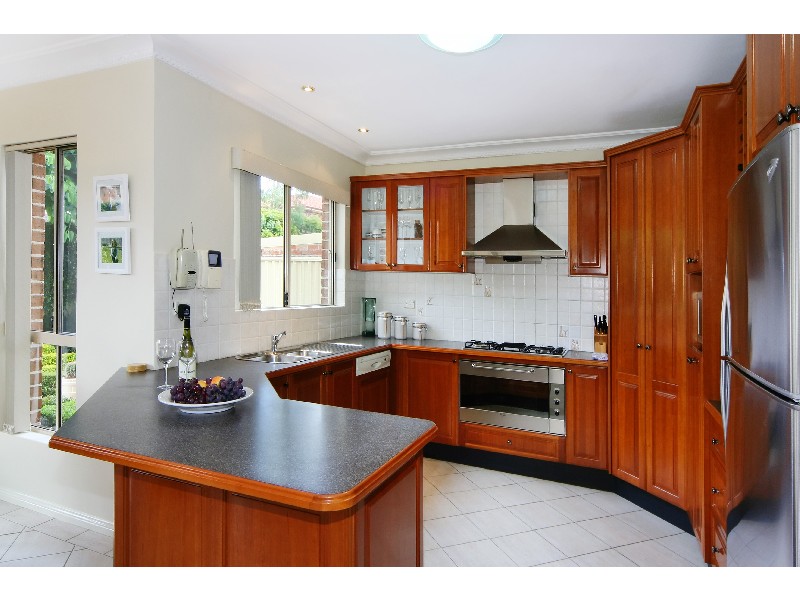 28 Garrison Street, Bossley Park NSW 2176