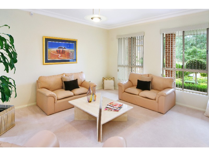 28 Garrison Street, Bossley Park NSW 2176