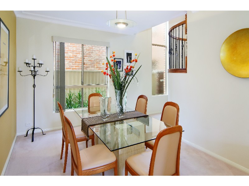 28 Garrison Street, Bossley Park NSW 2176