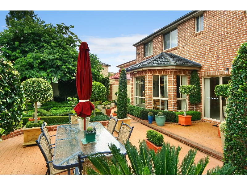 28 Garrison Street, Bossley Park NSW 2176