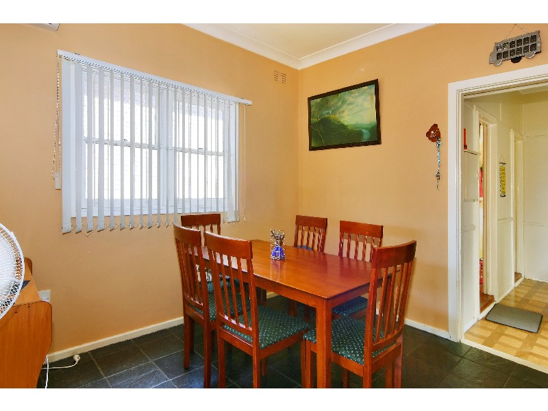 7 Wood Street, Fairfield NSW 2165