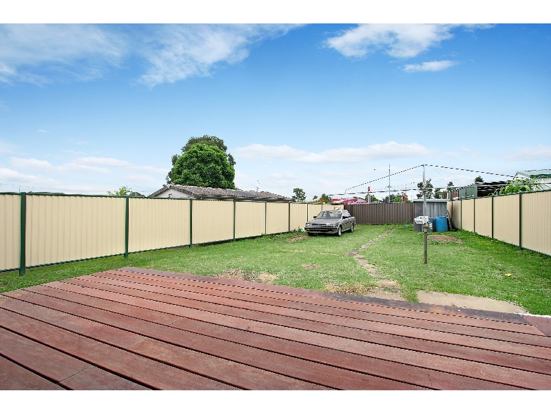 138 Oxford Street, Smithfield NSW 2164