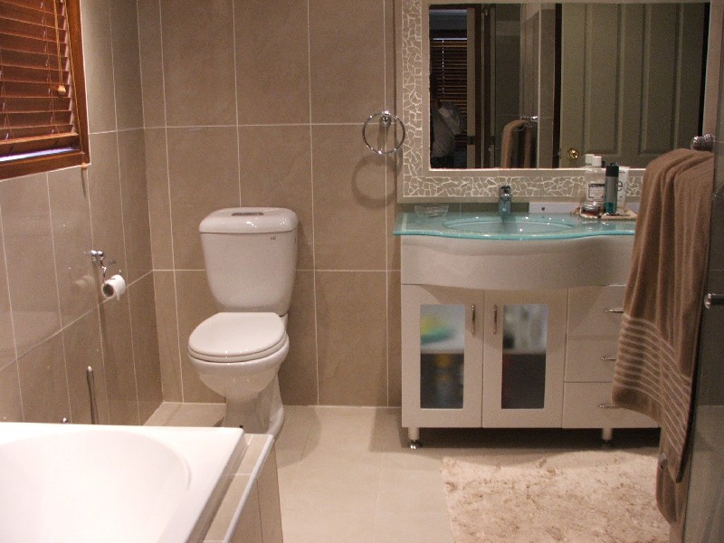 24 Province Street, Abbotsbury NSW 2176