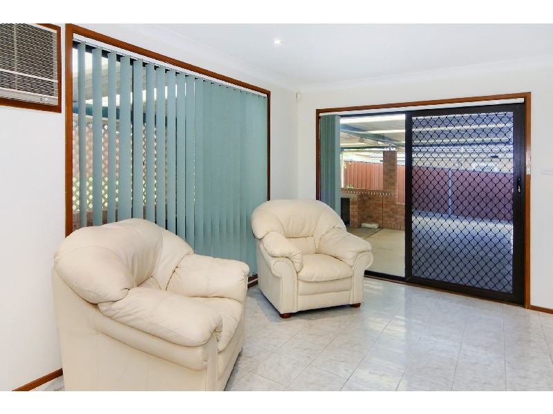 24 Province Street, Abbotsbury NSW 2176