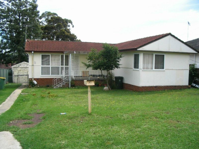 37 Allenby Street, Canley Heights NSW 2166