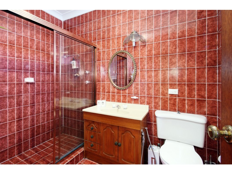 24 Brabyn St, Fairfield West NSW 2165