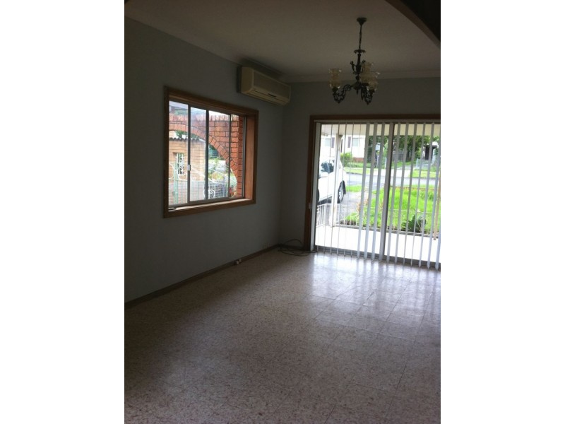 8A Richardson Street, Fairfield NSW 2165