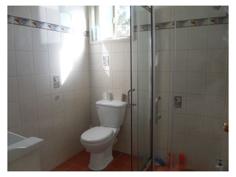 8A ACE AVE, Fairfield NSW 2165