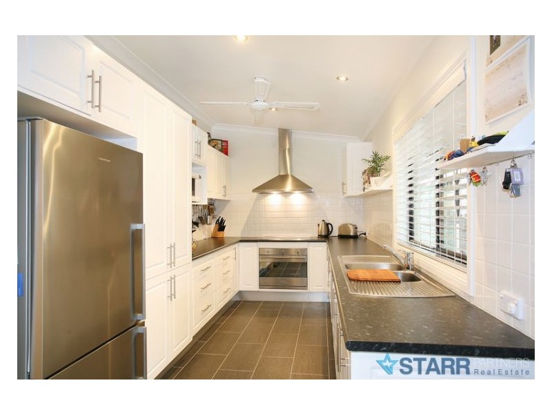 29 Waterside Cr, Carramar NSW 2163