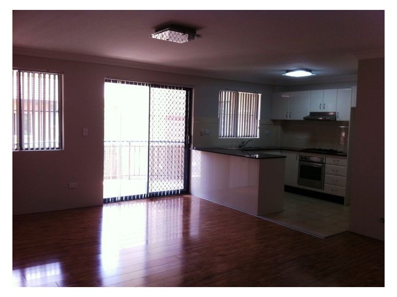 6/21-23 Sheffield Street, Merrylands NSW 2160