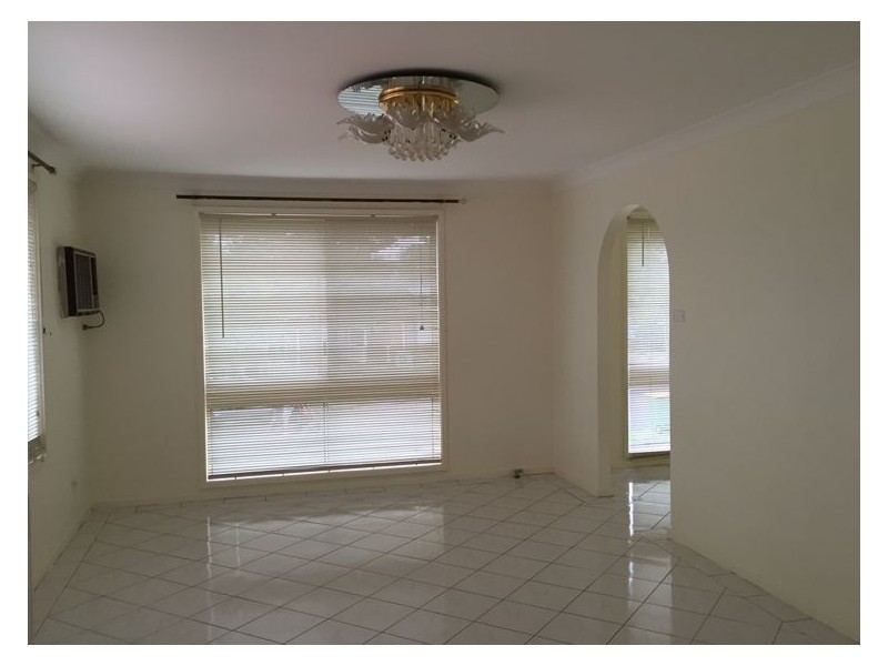 6 Stevenson St, Wetherill Park NSW 2164