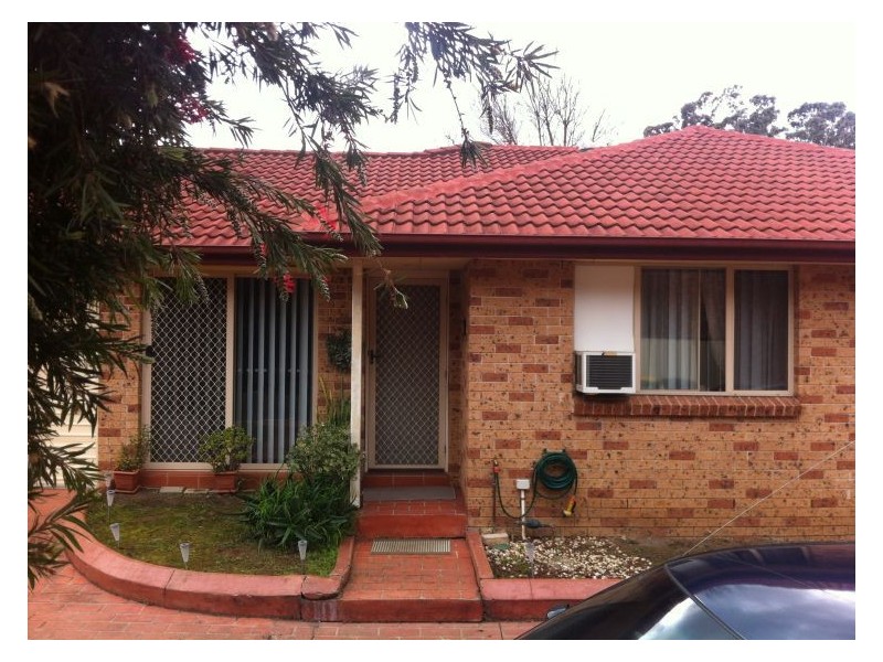 14/11-15 Greenfield Rd, Greenfield Park NSW 2176