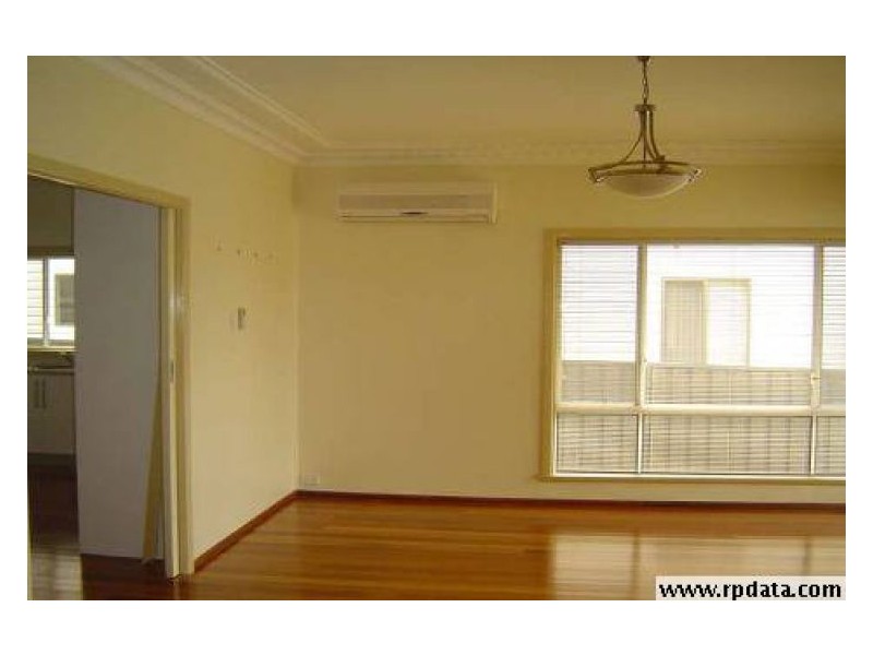 10 Francis St, Fairfield NSW 2165