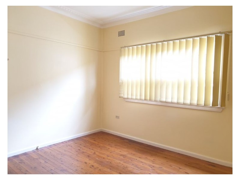 16 Throsby Street, Fairfield Heights NSW 2165