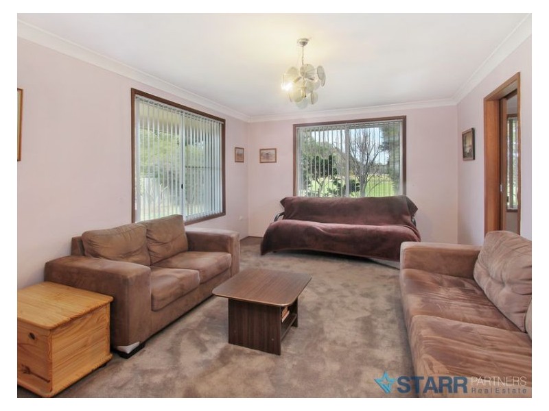 5 Dwyer Cl, Fairfield West NSW 2165