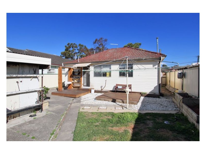 Canley Heights NSW 2166