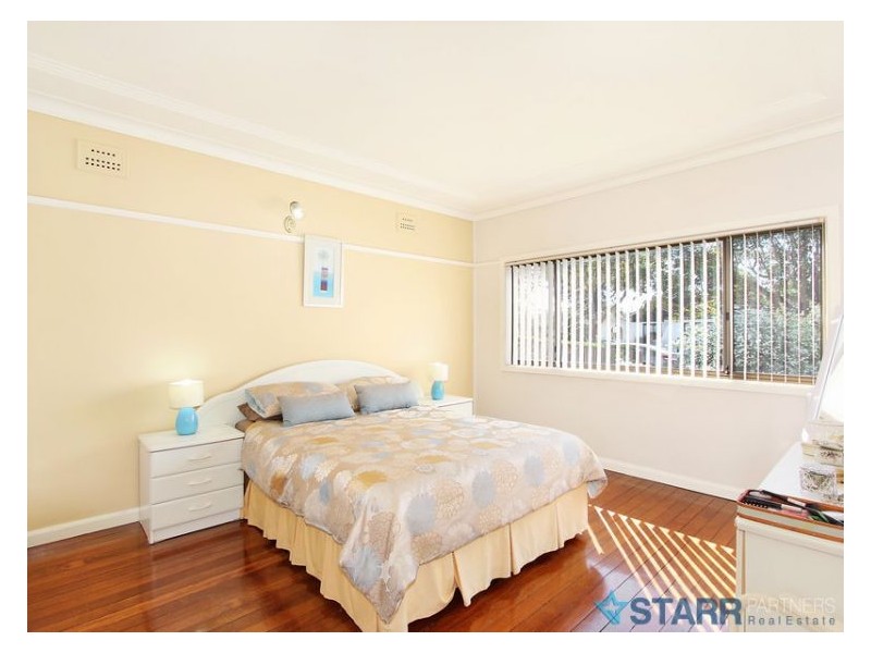 Fairfield East NSW 2165