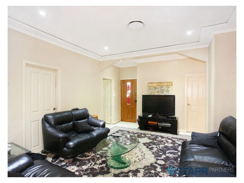 352 Polding St, Smithfield NSW 2164