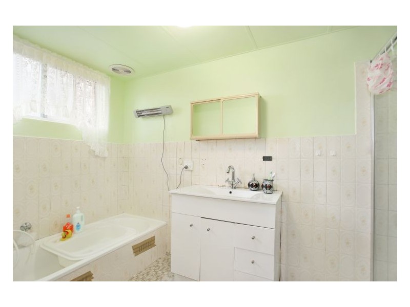 2/66 Sackville St, Fairfield NSW 2165