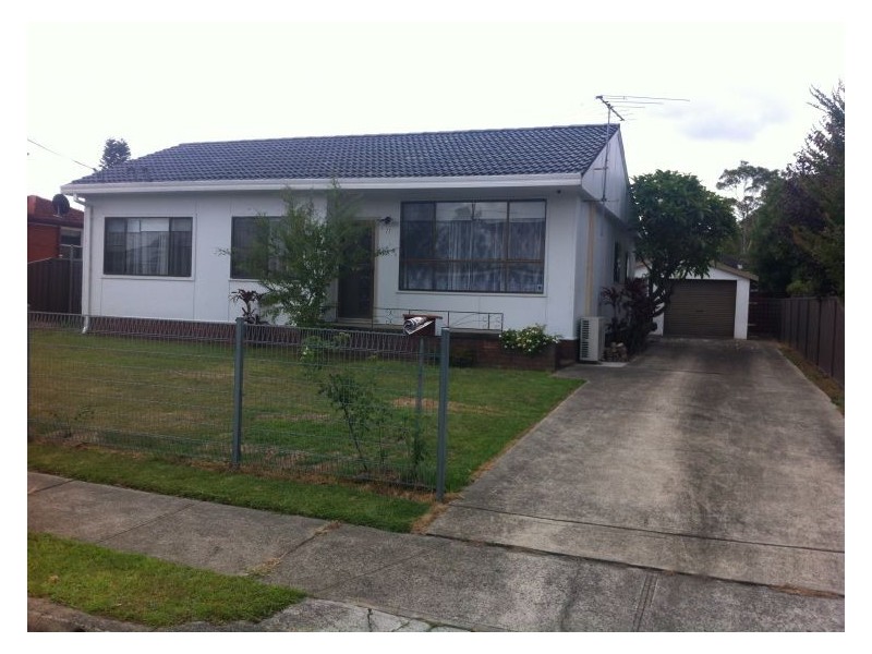 23 Kambala Cr, Fairfield West NSW 2165