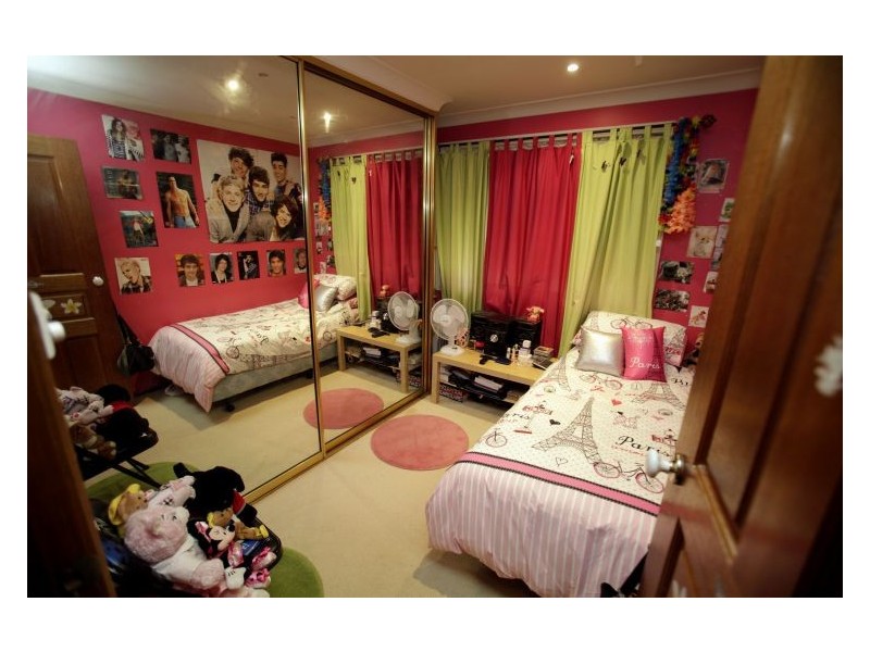 Fairfield West NSW 2165