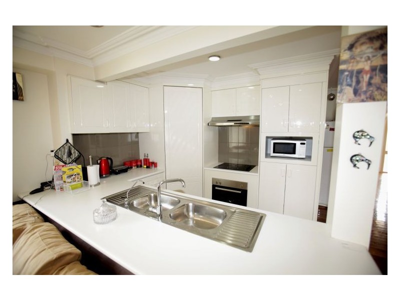 18 Newcastle St, Wakeley NSW 2176